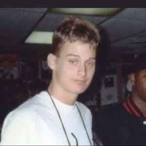 Meet your Posher, Tucker